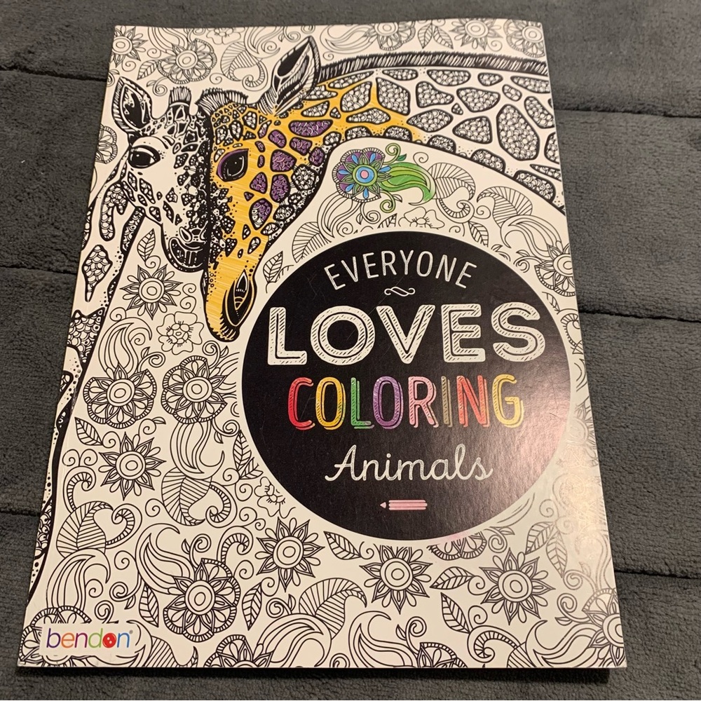 🧚🏿‍♂️3/$12🧚🏿‍♂️ Colour therapy book